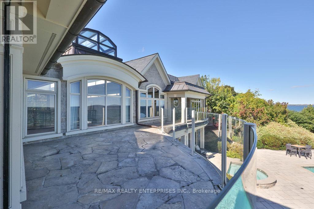 1500 Watersedge Road, Mississauga, ON - Outdoor