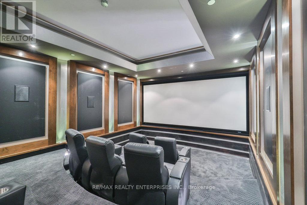 1500 Watersedge Road, Mississauga, ON - Indoor Photo Showing Other Room