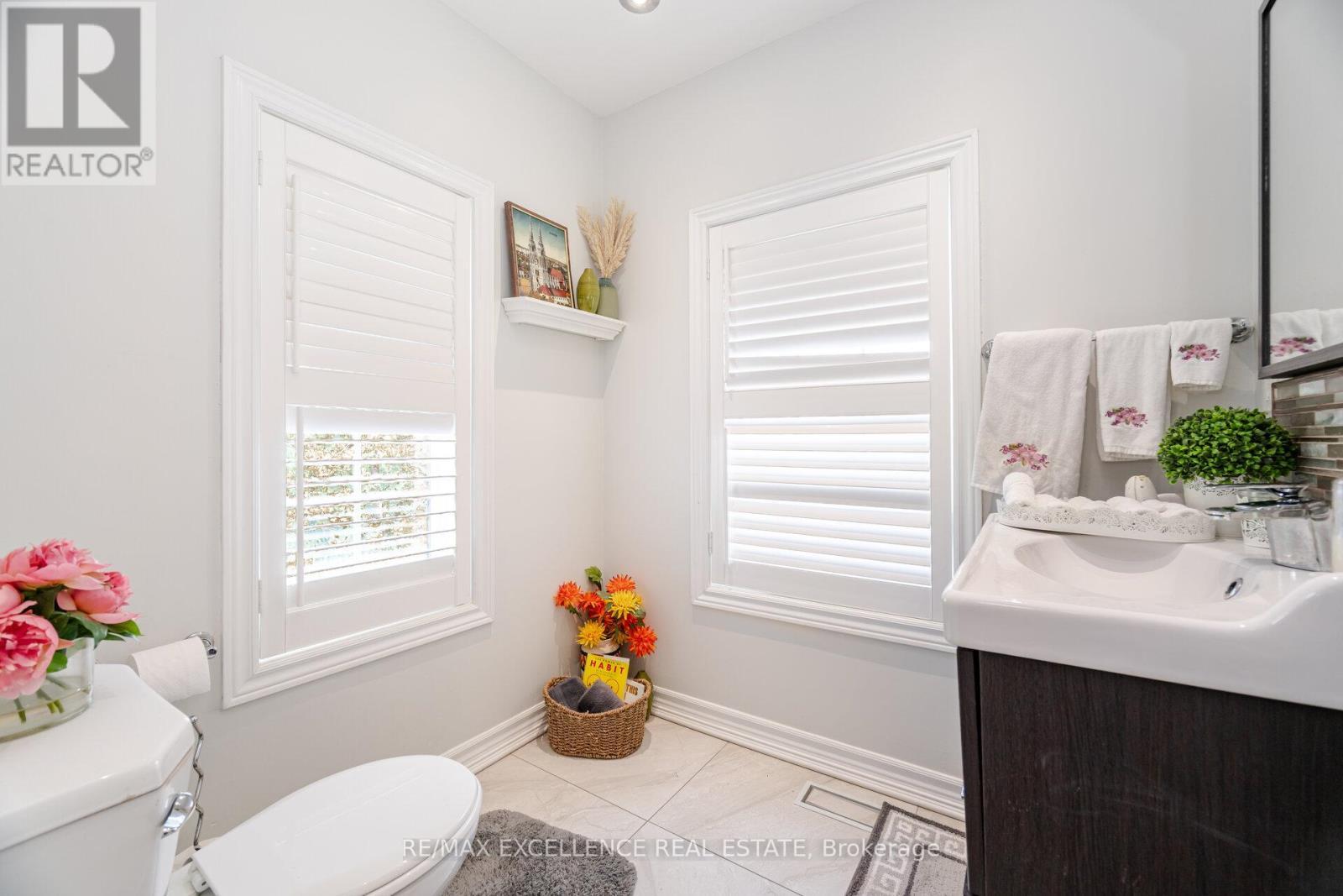 73 Gardenbrooke Trail, Brampton, ON - Indoor Photo Showing Bathroom