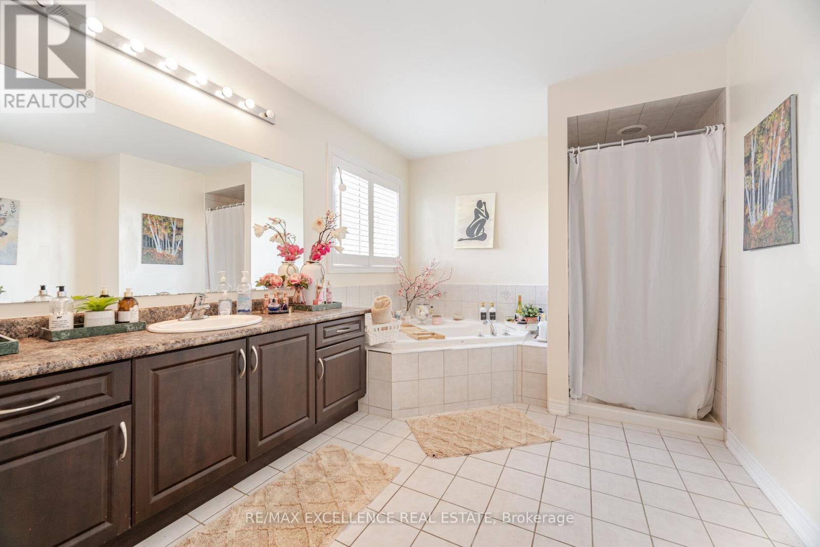 73 Gardenbrooke Trail, Brampton, ON - Indoor Photo Showing Bathroom