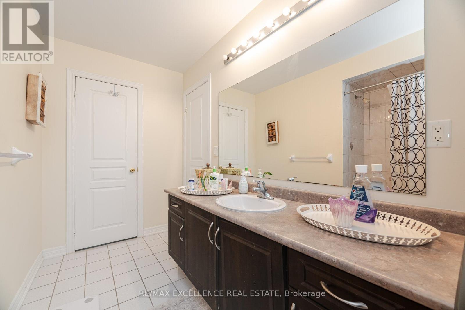 73 Gardenbrooke Trail, Brampton, ON - Indoor Photo Showing Bathroom
