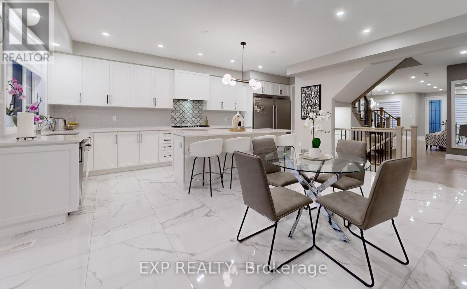 59 Lipscott Drive, Caledon, ON - Indoor Photo Showing Dining Room