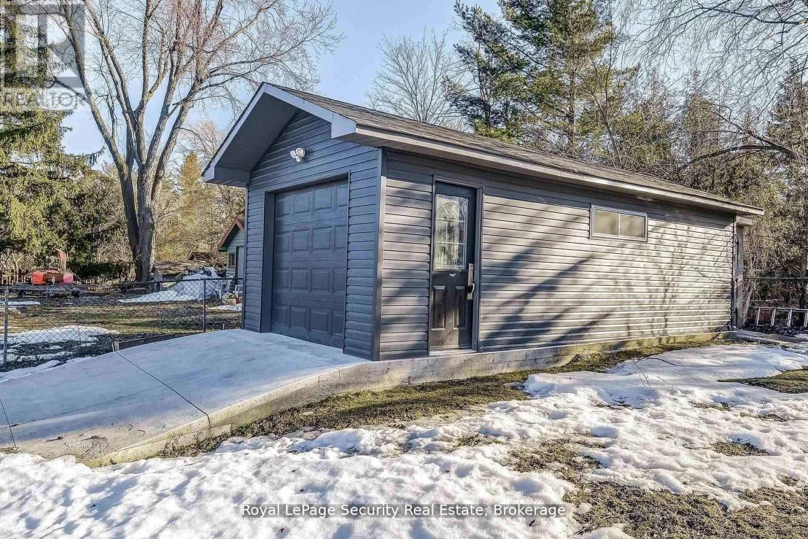 11310 Trafalgar Road, Halton Hills, ON - Outdoor