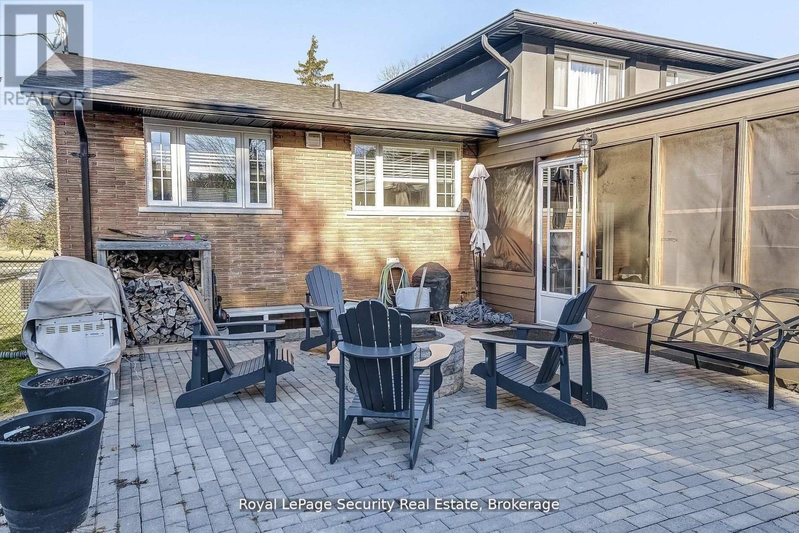 11310 Trafalgar Road, Halton Hills, ON - Outdoor With Deck Patio Veranda With Exterior