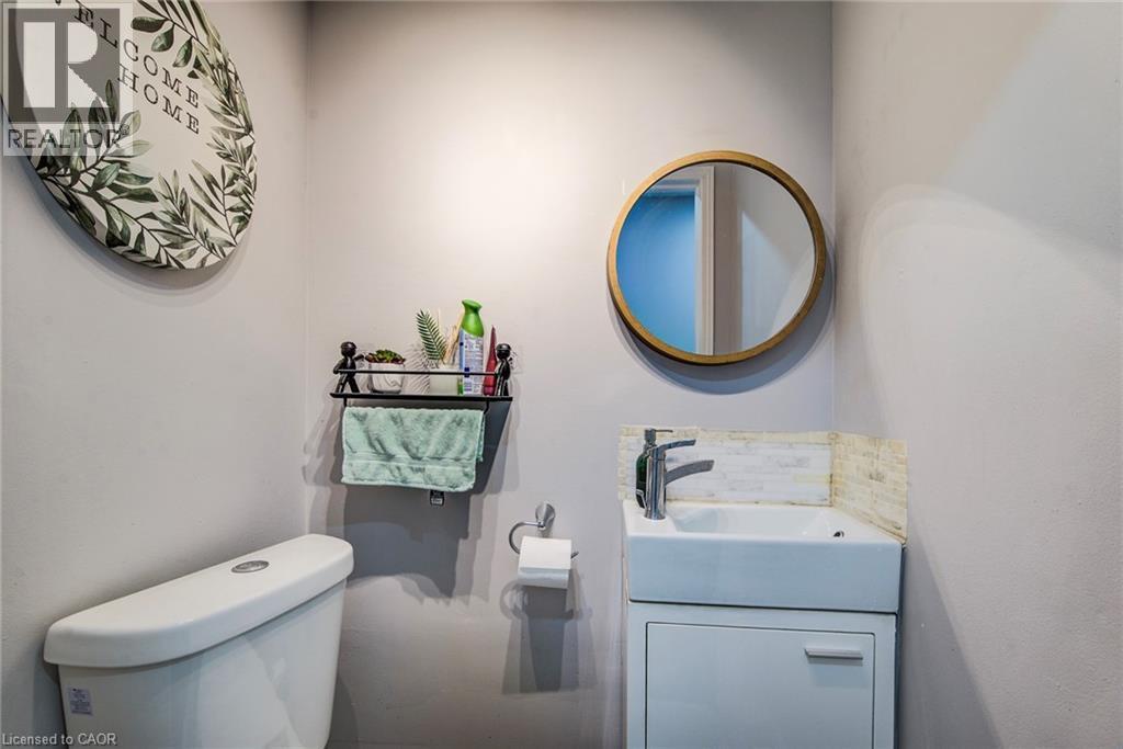120 Dudhope Avenue Unit# 20, Cambridge, ON - Indoor Photo Showing Bathroom