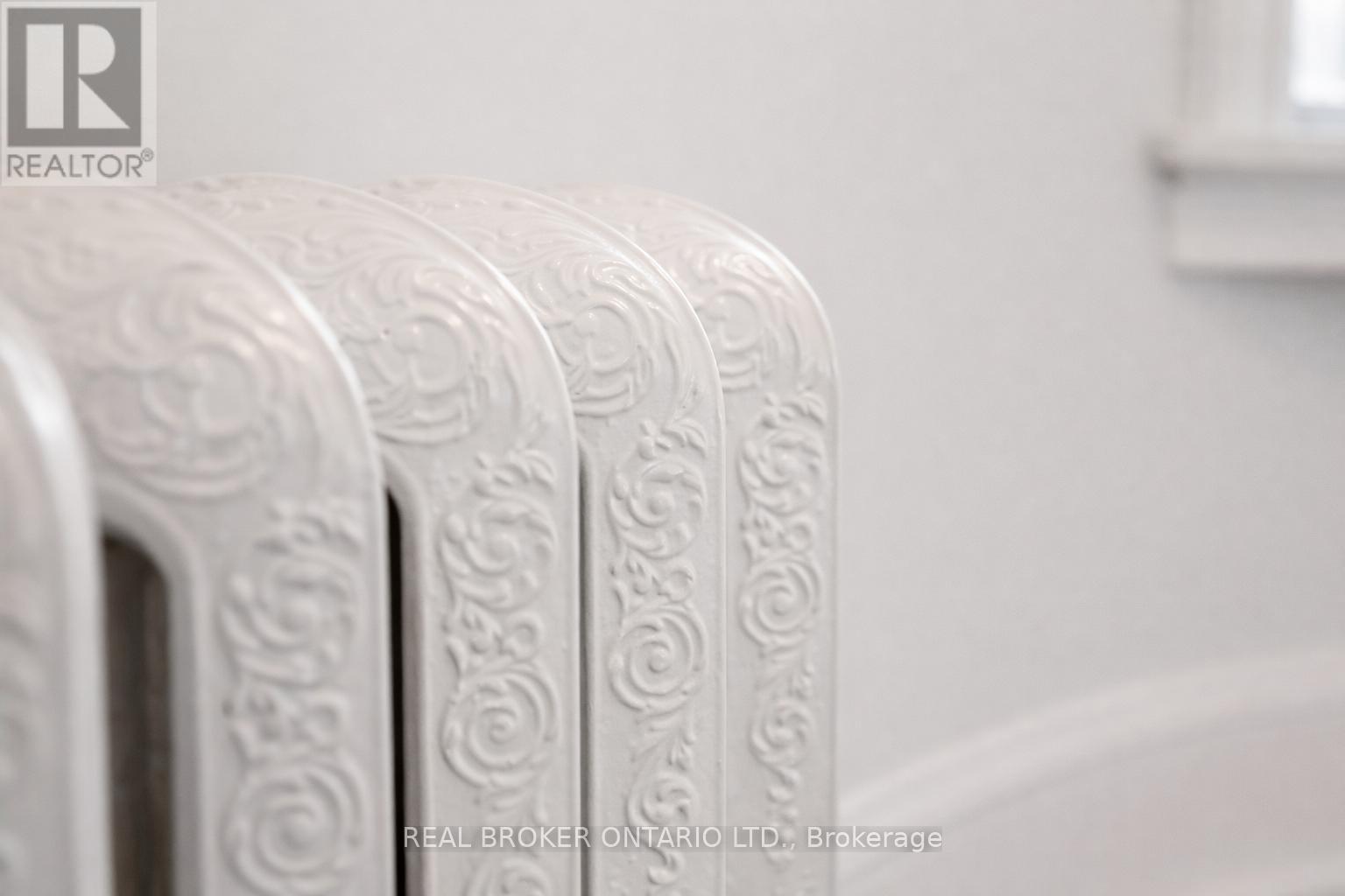 44 Weber Street W, Kitchener, ON -