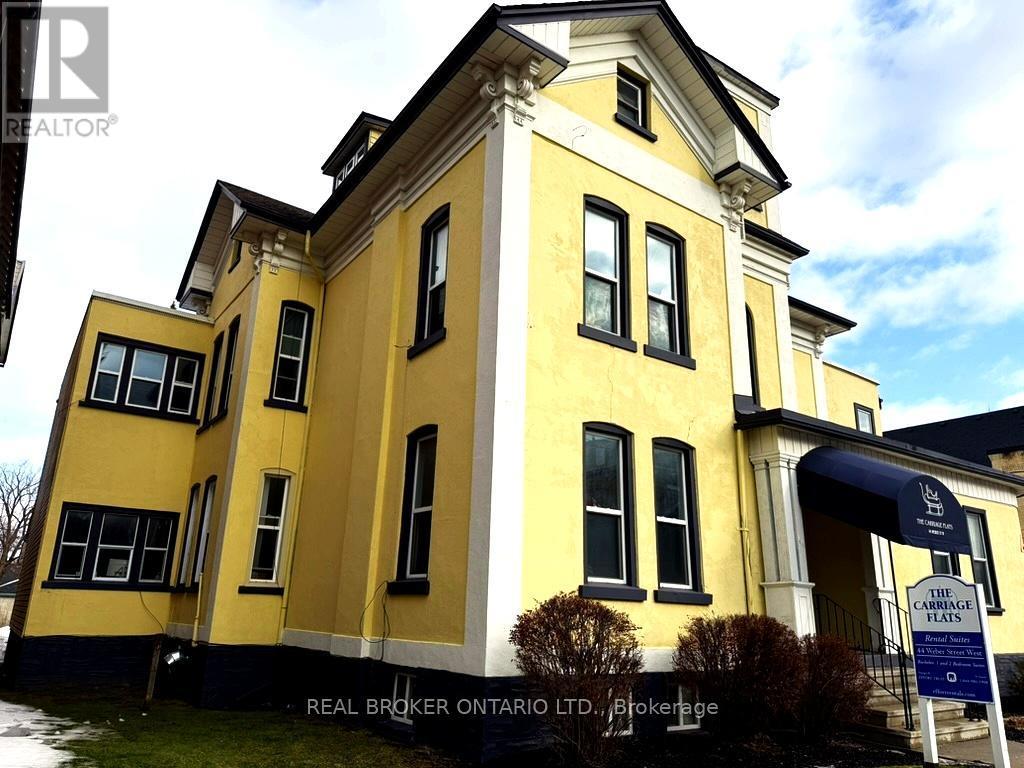 44 Weber Street W, Kitchener, ON - Outdoor