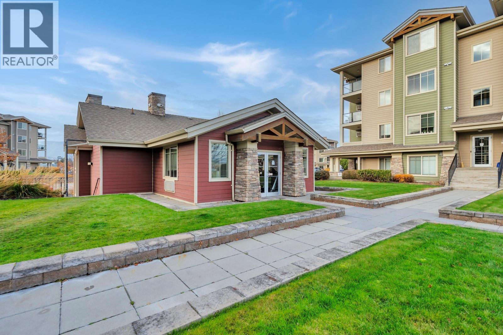 3739 Casorso Road Unit# 313, Kelowna, BC - Outdoor With Facade