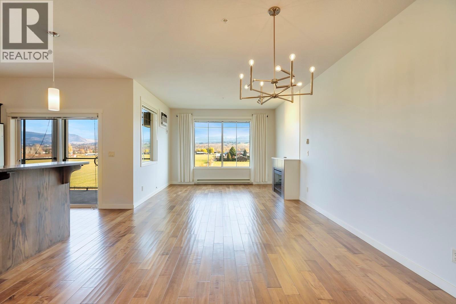 3739 Casorso Road Unit# 313, Kelowna, BC - Indoor