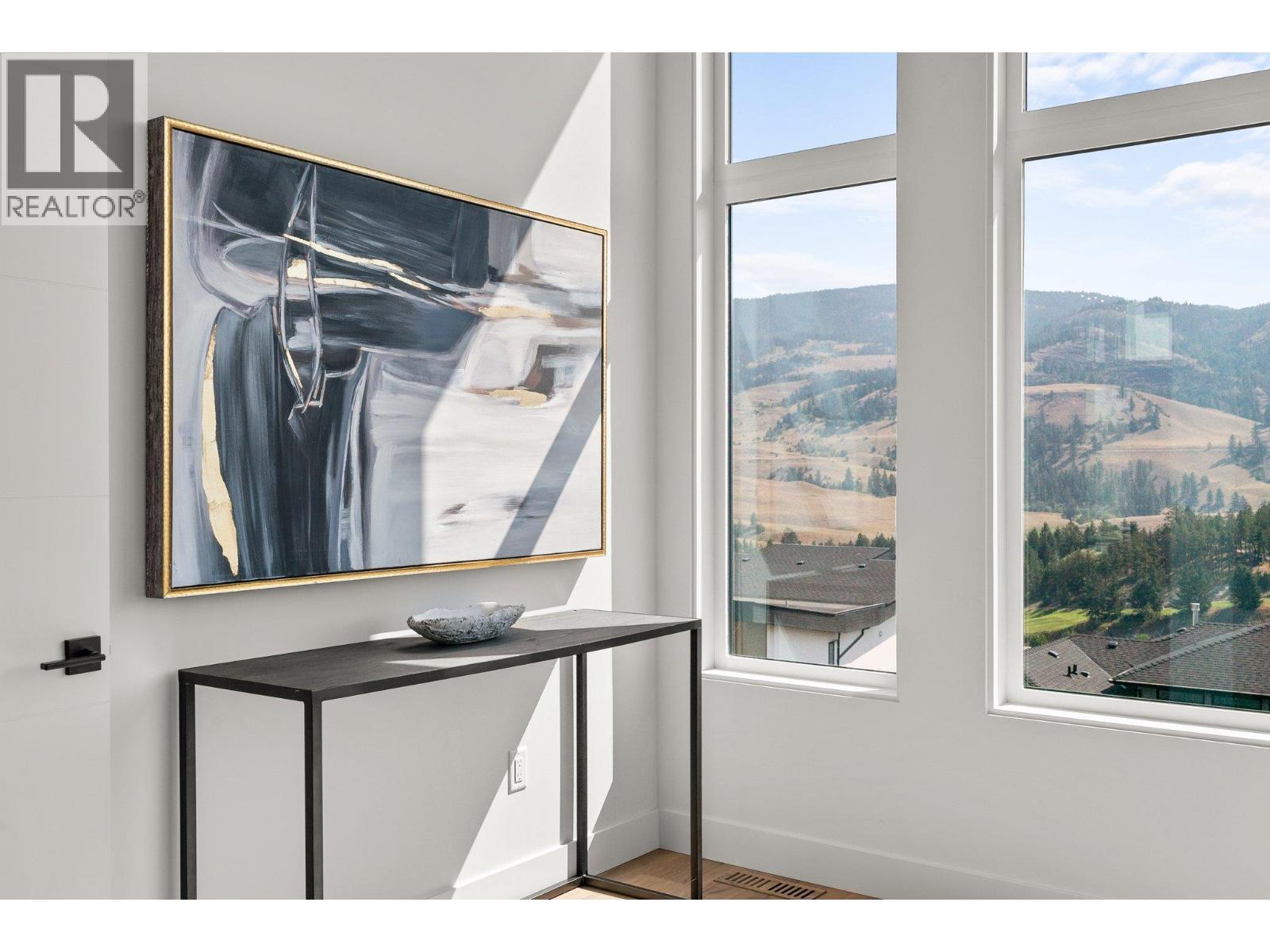 901 Melrose Street, Kelowna, BC - Indoor Photo Showing Other Room