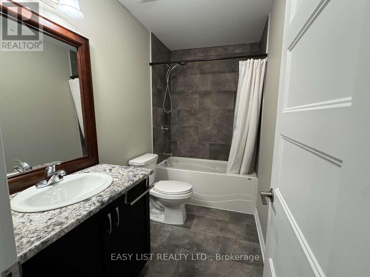 306 Belfort Crescent, Cornwall, ON - Indoor Photo Showing Bathroom
