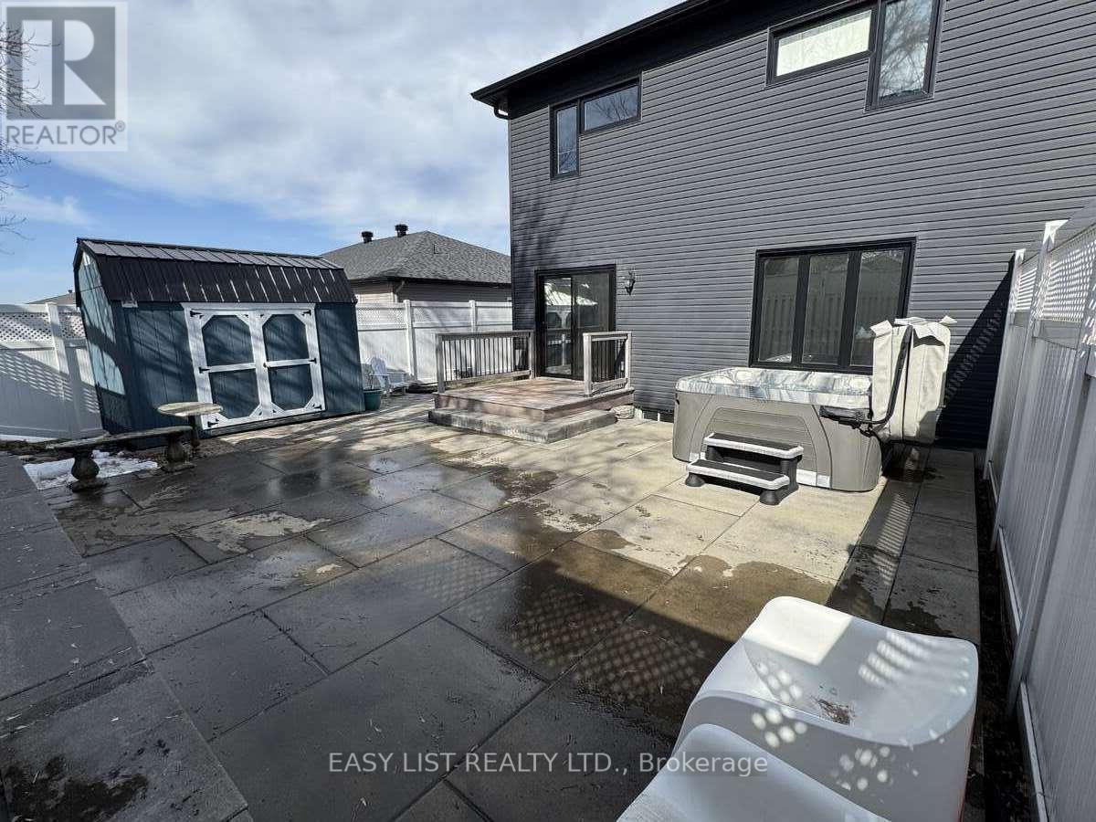 306 Belfort Crescent, Cornwall, ON - Outdoor With Exterior