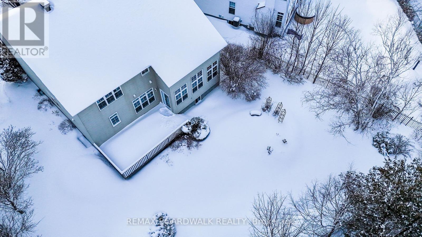 Backyard - 57 Mattawa Crescent, Ottawa, ON - Outdoor With View