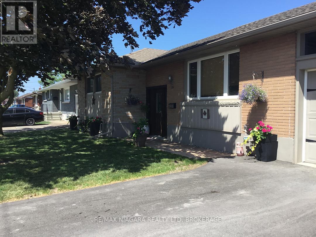 251 Clarke Street, Port Colborne (Killaly East), ON - Outdoor