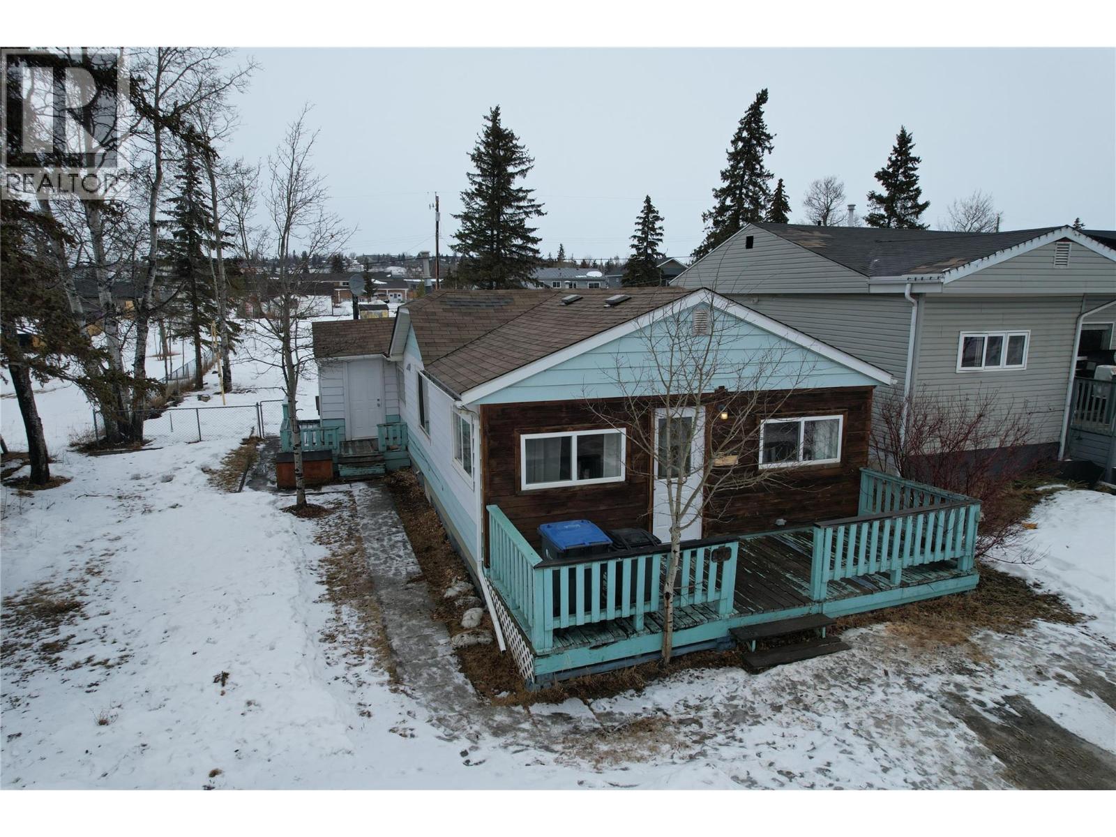 1616 102 Avenue, Dawson Creek, BC - Outdoor
