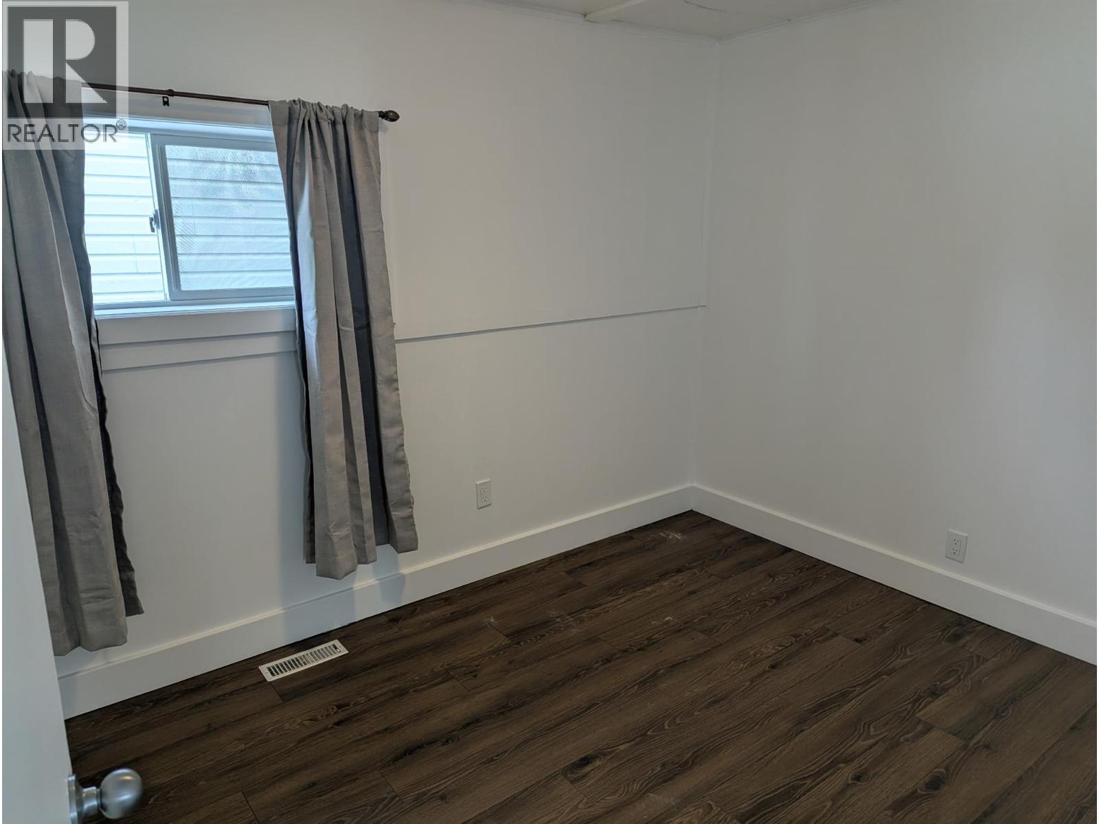 1616 102 Avenue, Dawson Creek, BC - Indoor Photo Showing Other Room