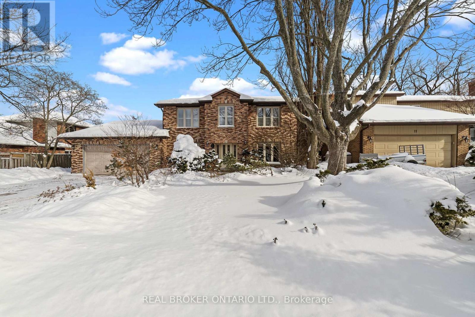 7 Templer Drive, Hamilton, ON - Outdoor