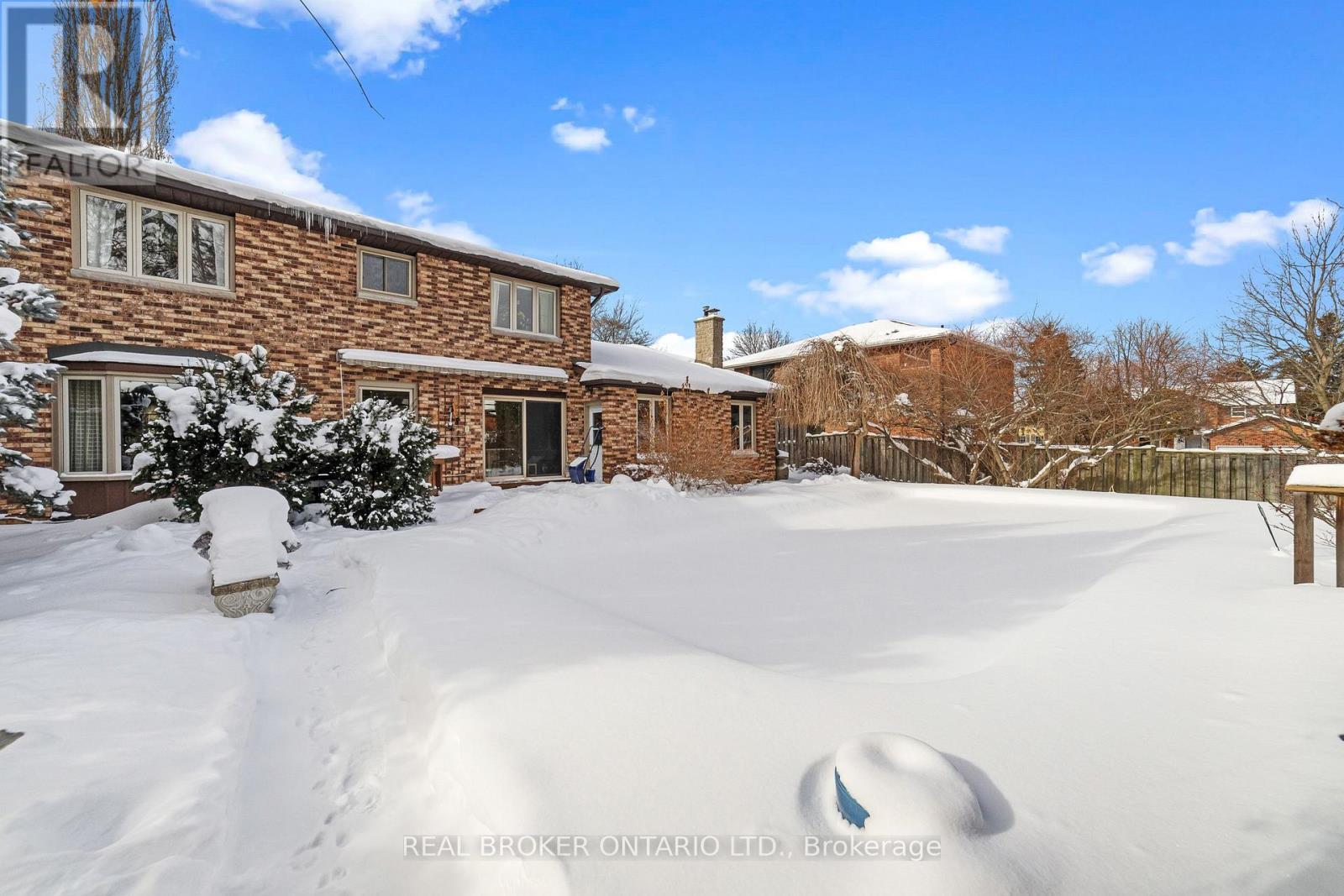7 Templer Drive, Hamilton, ON - Outdoor