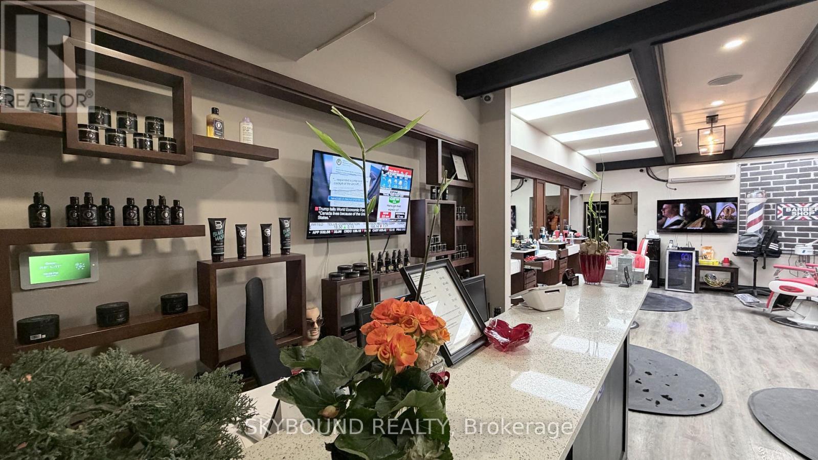 543A College Street, Toronto, ON