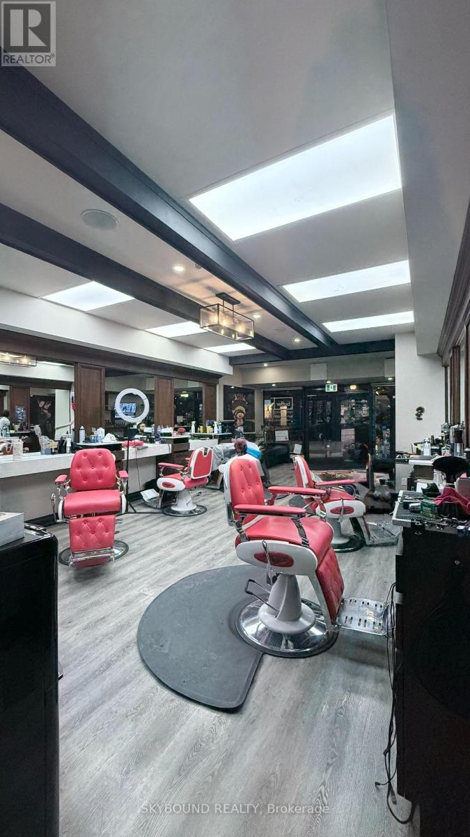 543A College Street, Toronto, ON