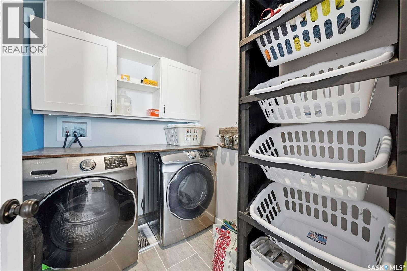 1110 Main Street N, Watrous, SK - Indoor Photo Showing Laundry Room