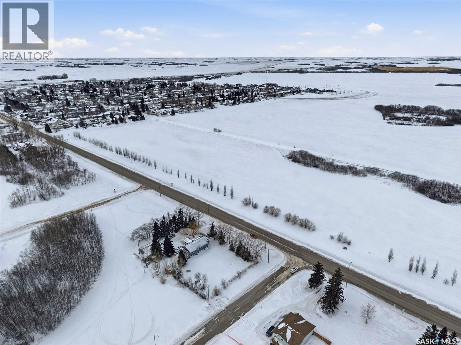 1110 Main Street N, Watrous, SK - Outdoor With Body Of Water With View