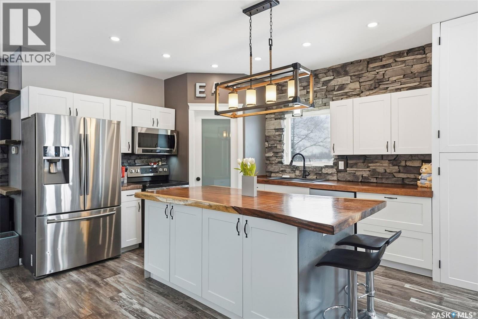1110 Main Street N, Watrous, SK - Indoor Photo Showing Kitchen
