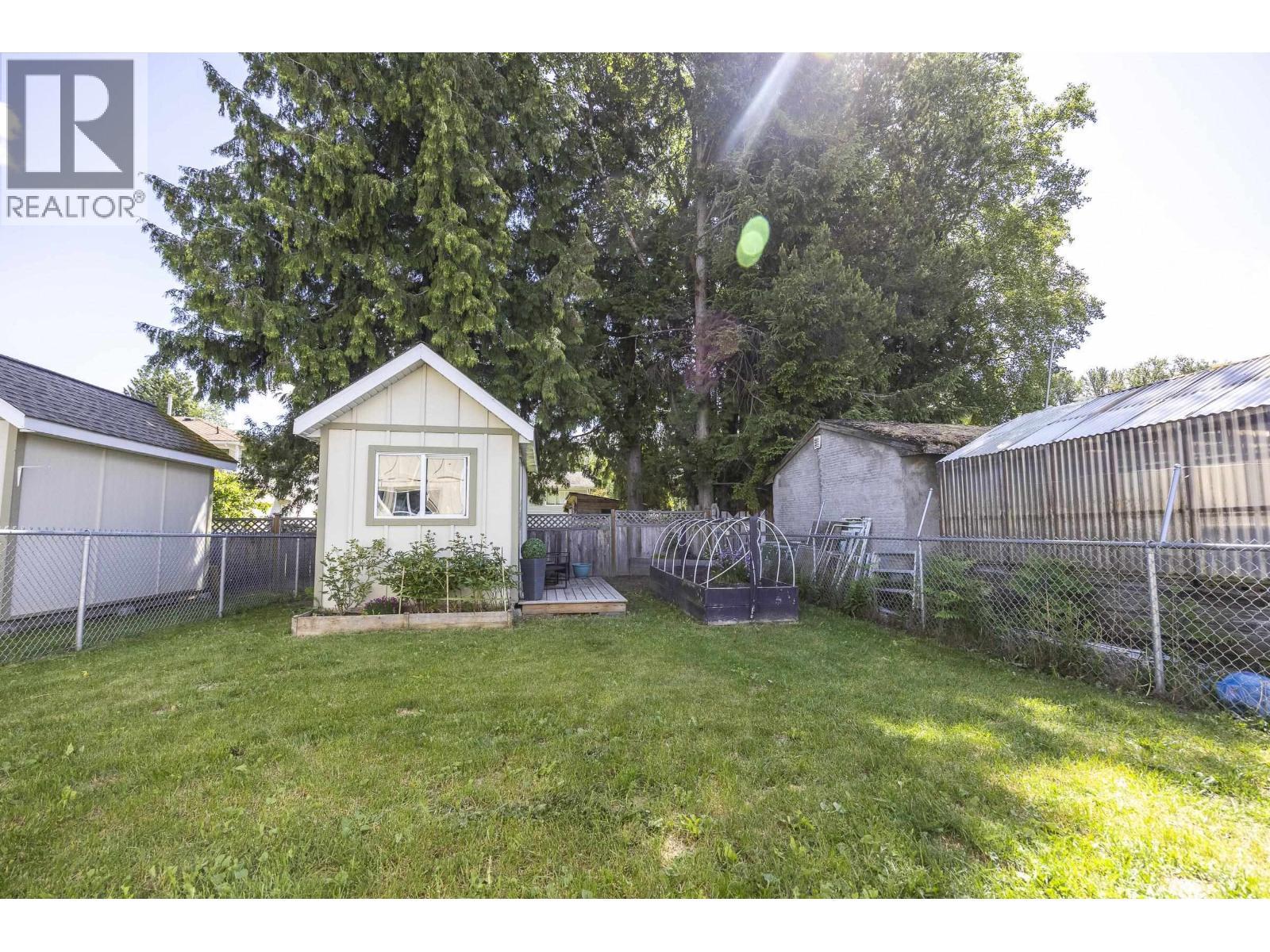 1 2218 Evergreen Street, Terrace, BC - Outdoor