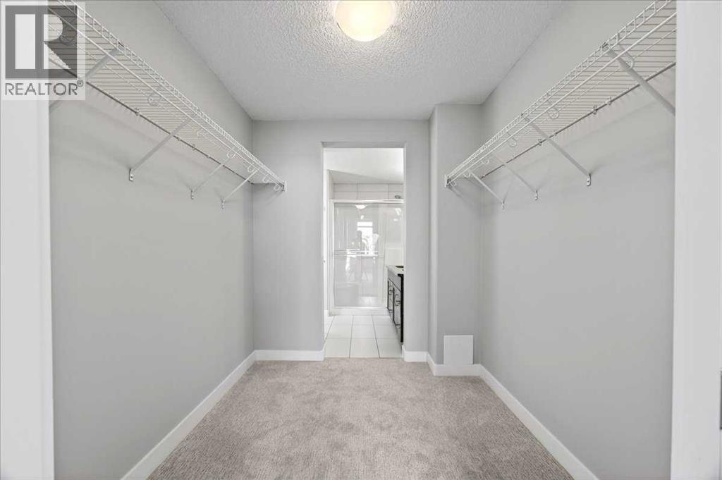 501, 24 Varsity Estates Circle Nw, Calgary, AB - Indoor With Storage