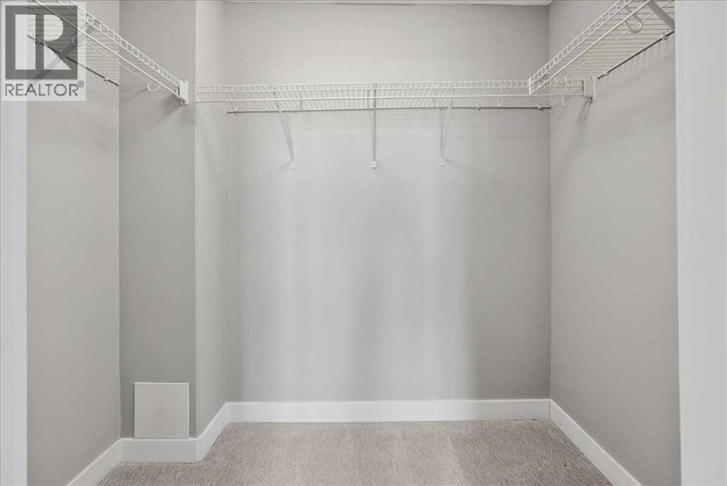 501, 24 Varsity Estates Circle Nw, Calgary, AB - Indoor With Storage