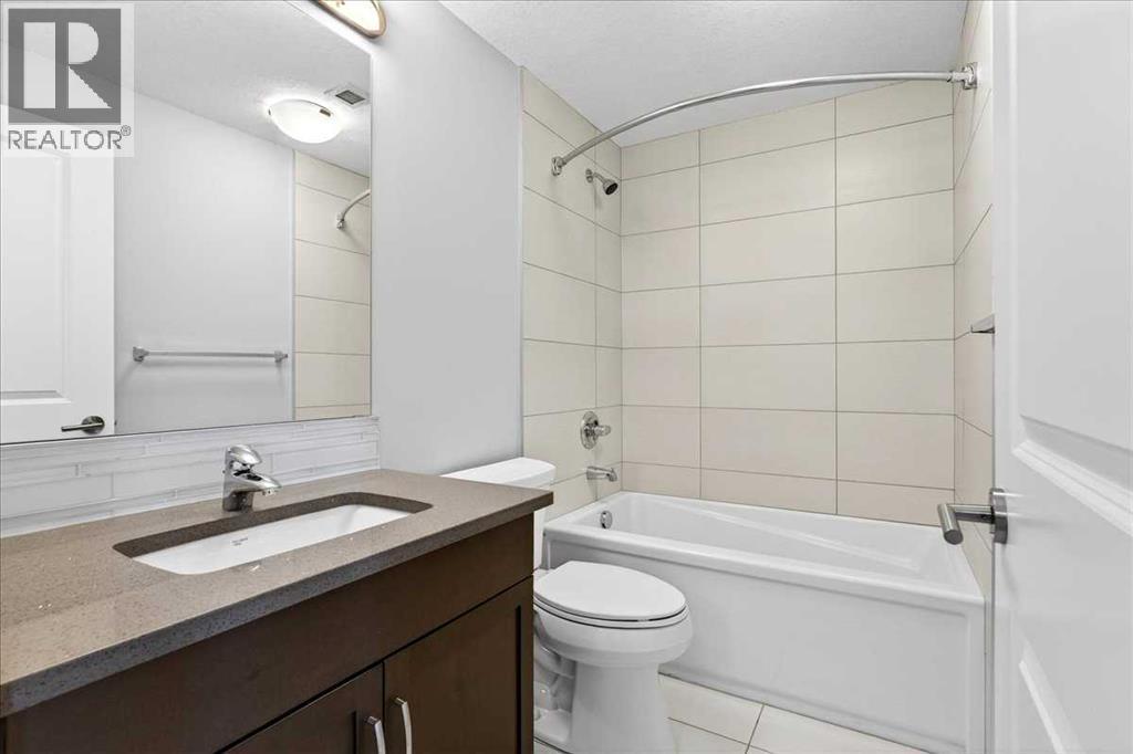 501, 24 Varsity Estates Circle Nw, Calgary, AB - Indoor Photo Showing Bathroom