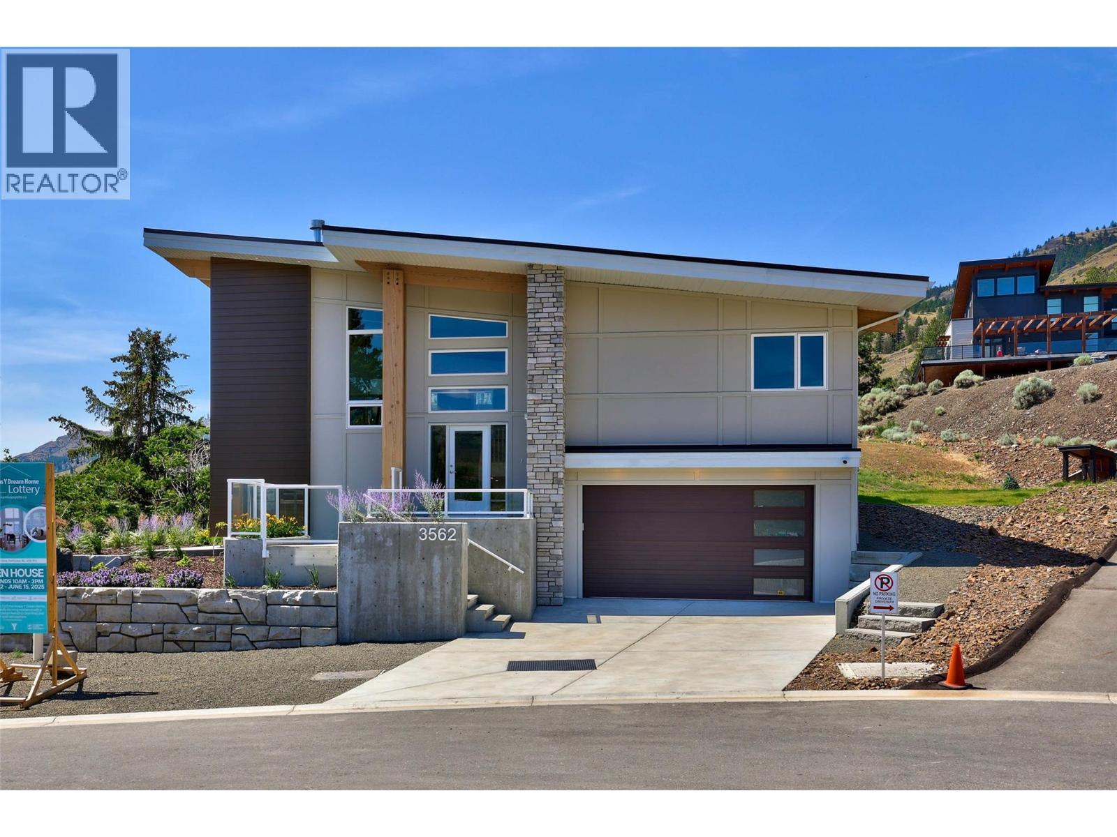 3562 Sage Drive, Kamloops, BC - Outdoor With Facade