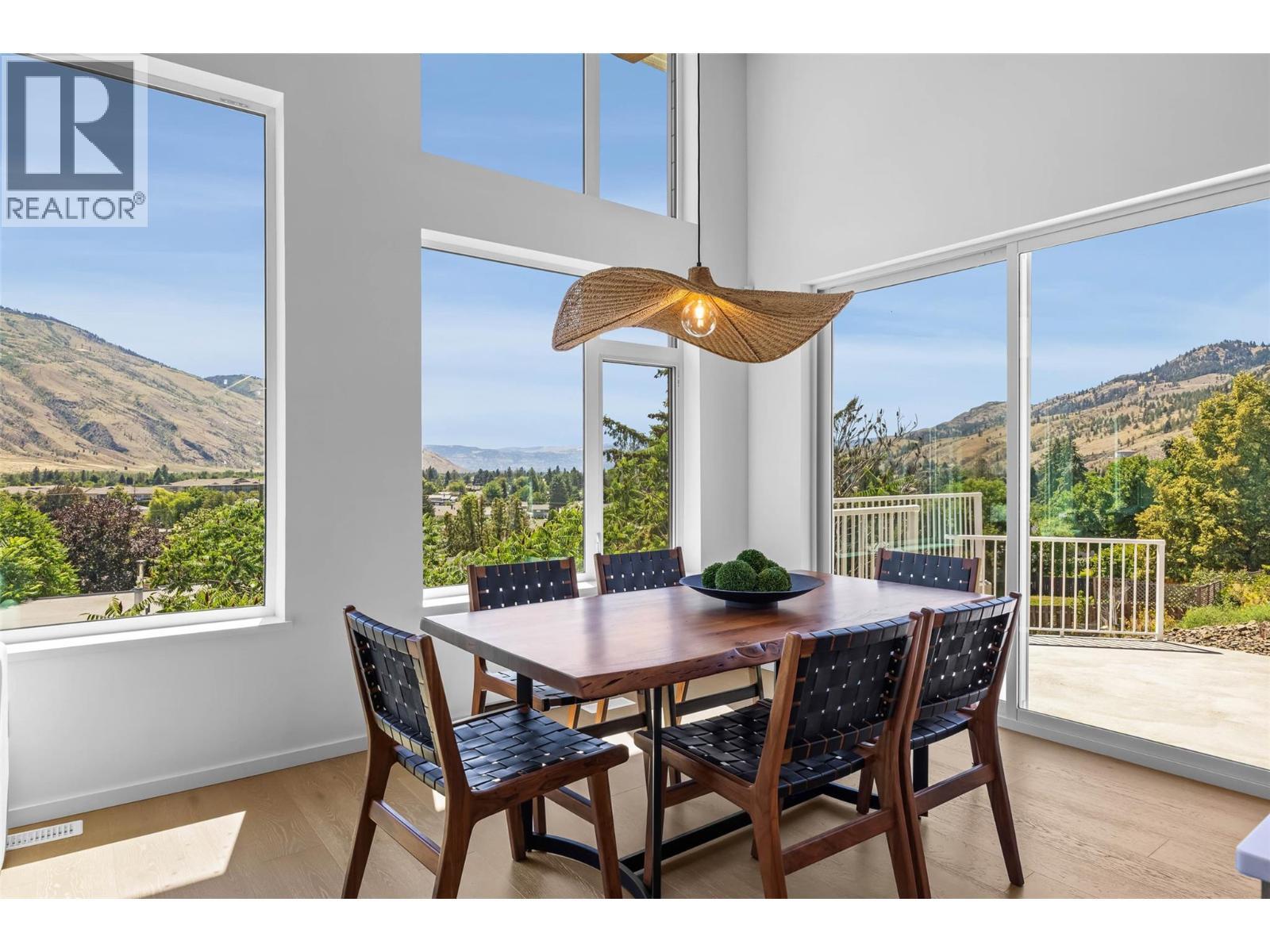 3562 Sage Drive, Kamloops, BC - Indoor Photo Showing Dining Room