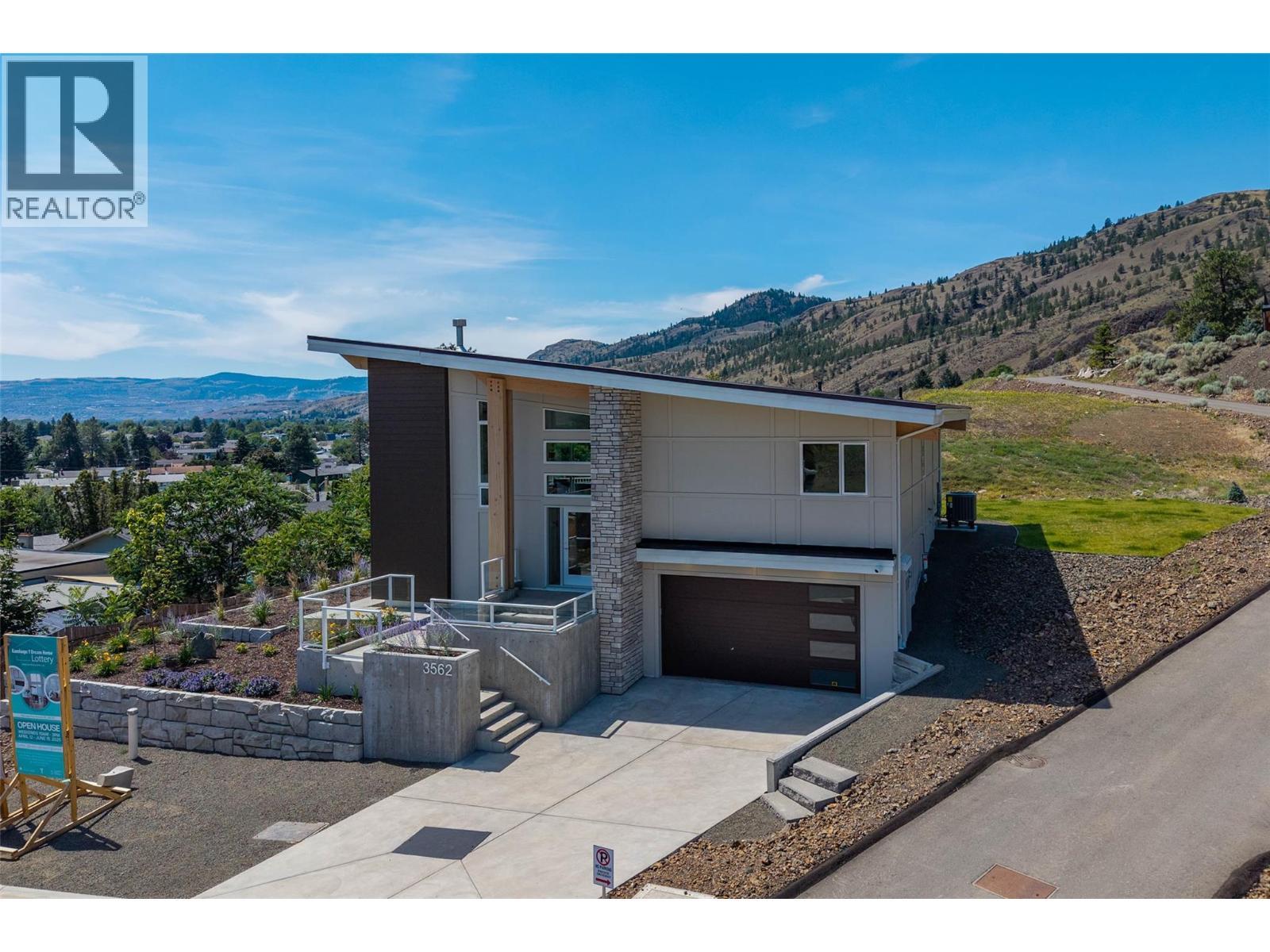 3562 Sage Drive, Kamloops, BC - Outdoor