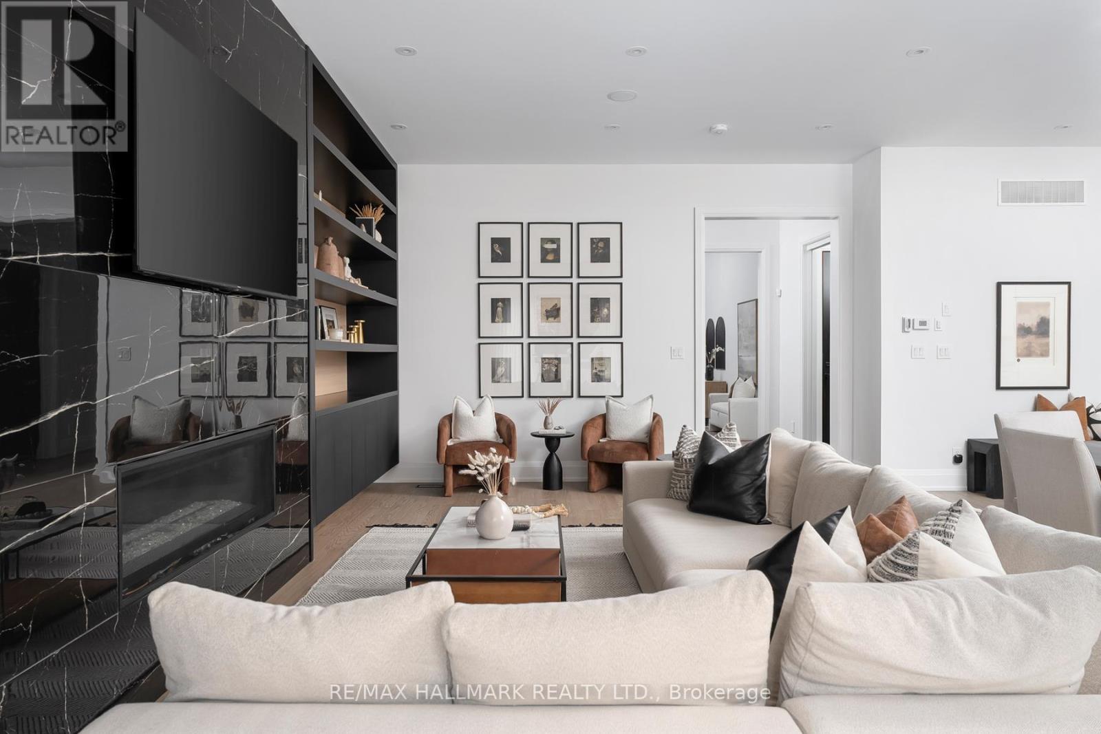36 Karnwood Drive, Toronto, ON - Indoor Photo Showing Living Room With Fireplace