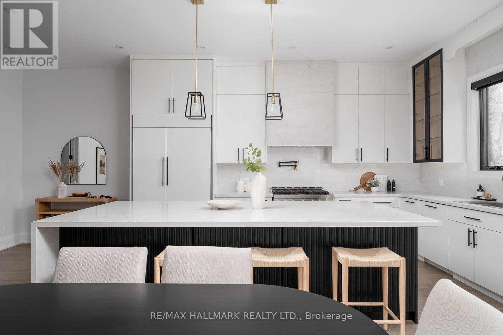 36 Karnwood Drive, Toronto, ON - Indoor Photo Showing Kitchen With Upgraded Kitchen