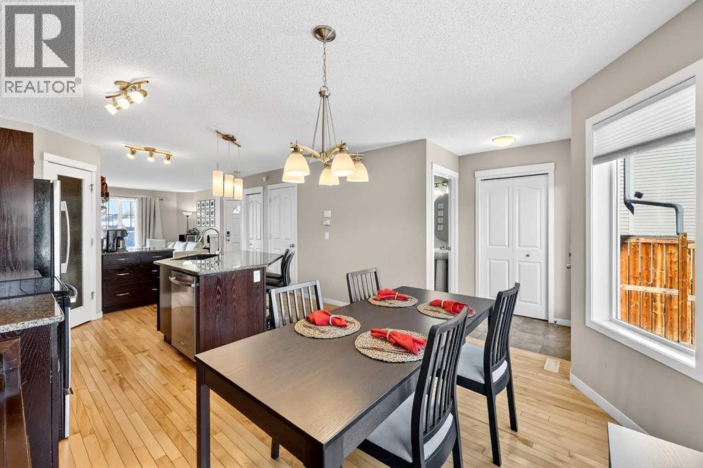 336 Cranberry Circle Se, Calgary, AB - Indoor Photo Showing Dining Room