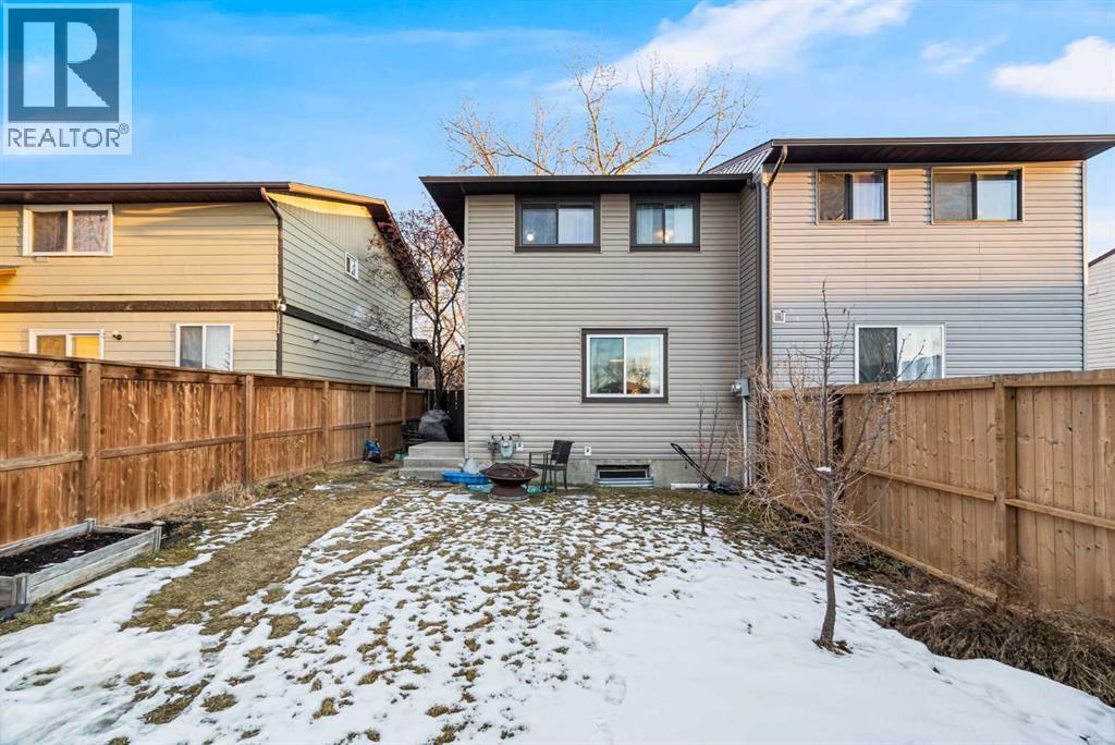 6 Castleglen Road Ne, Calgary, AB - Outdoor With Exterior