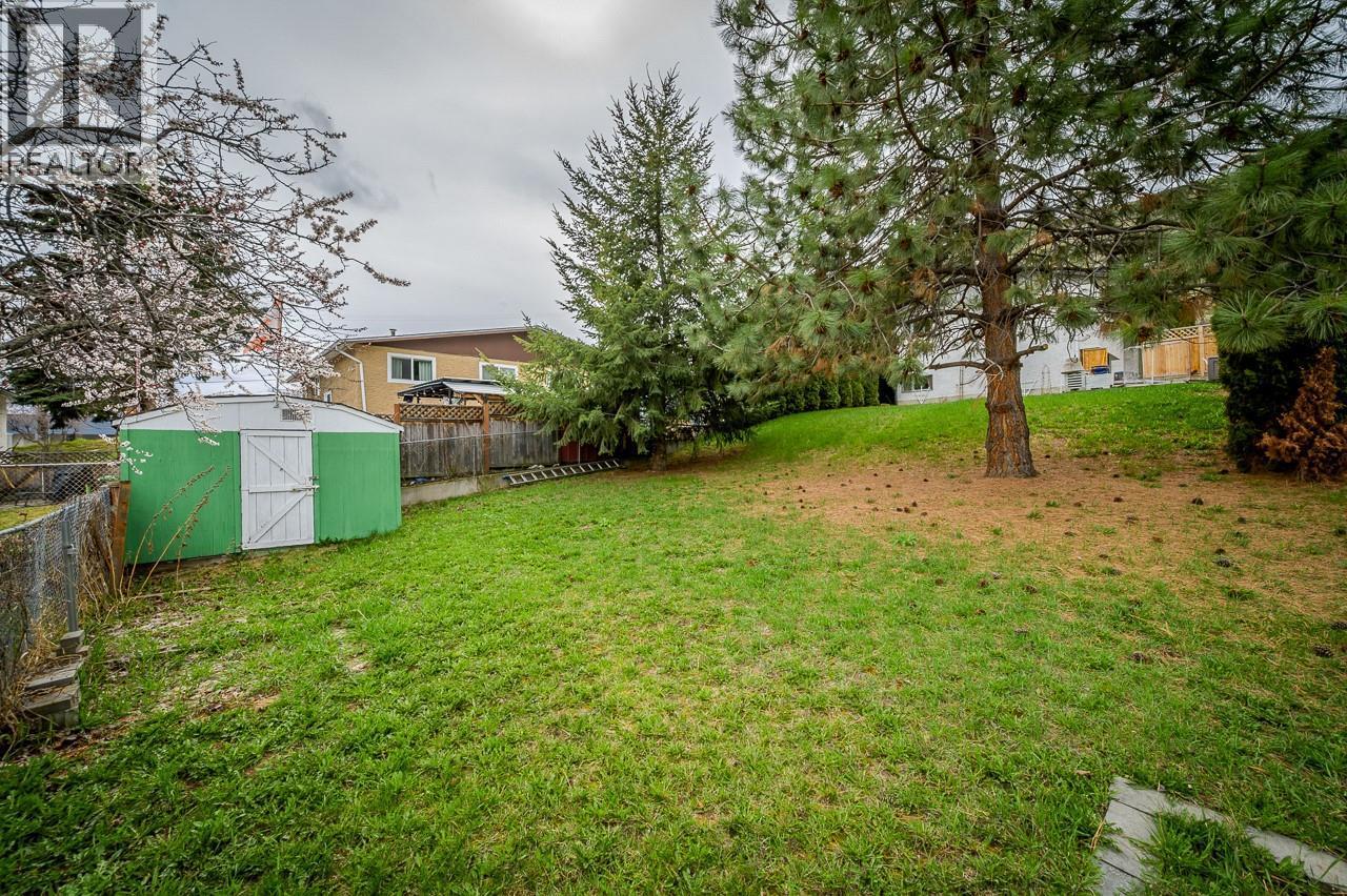 1835 Westsyde Road, Kamloops, BC - Outdoor