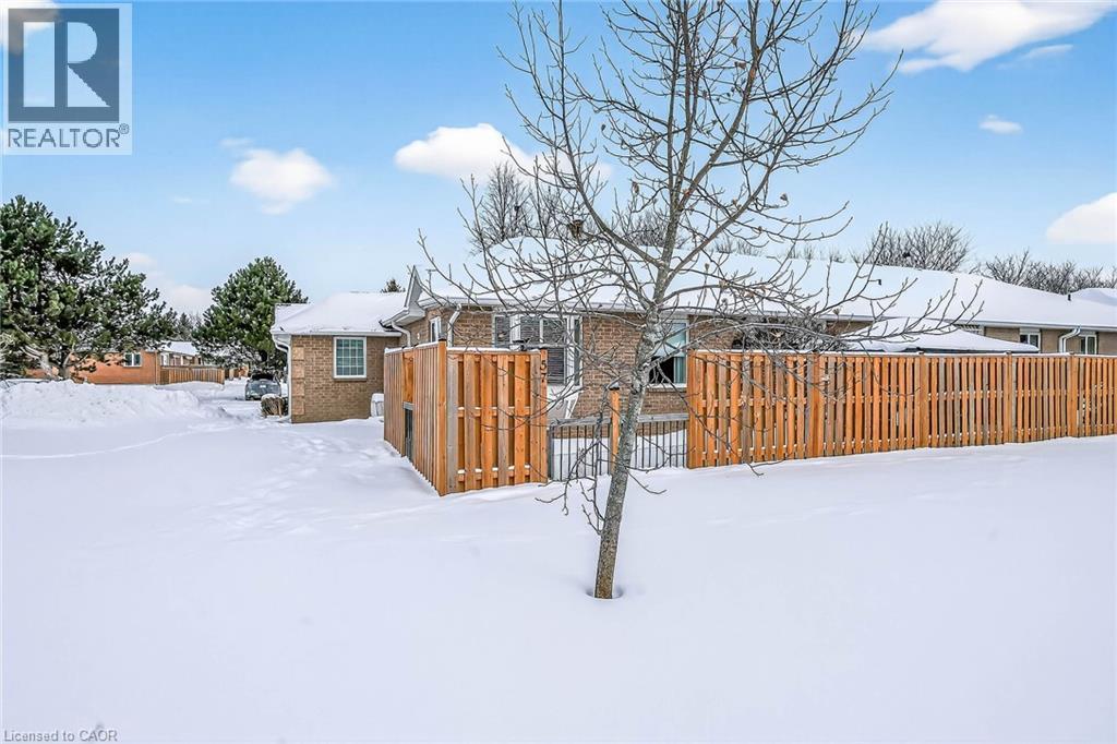 57 Bluelagoon Drive, Mount Hope, ON - Outdoor