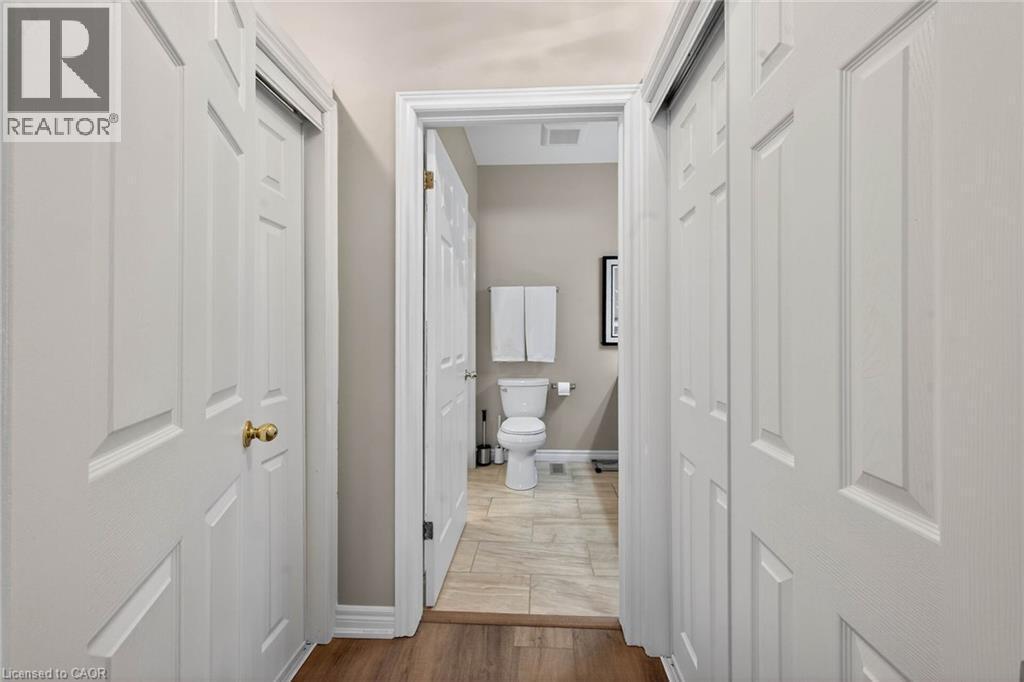 57 Bluelagoon Drive, Mount Hope, ON - Indoor Photo Showing Other Room