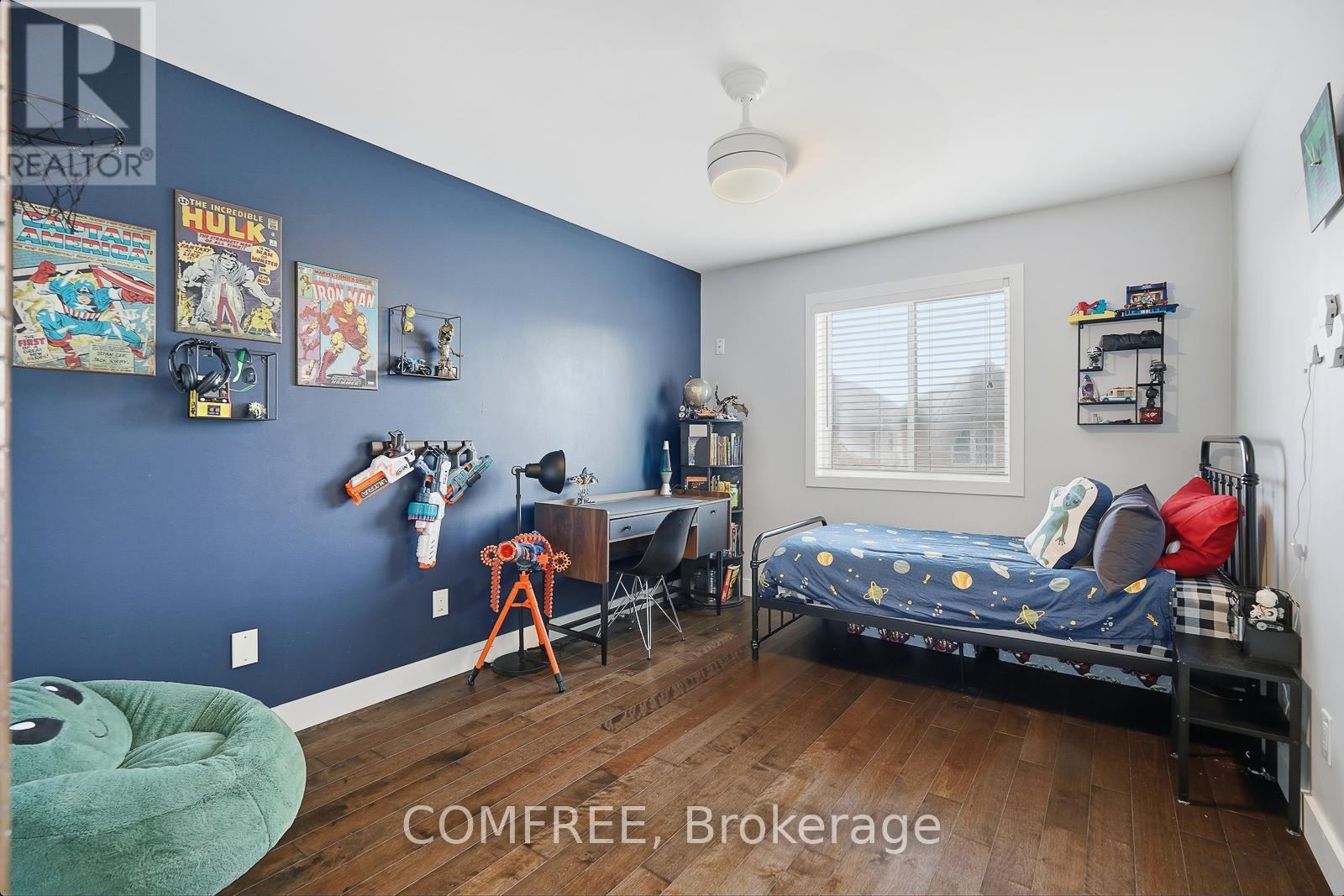 61 Evergreens Drive, Grimsby (Grimsby West), ON - Indoor Photo Showing Bedroom