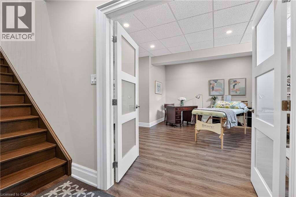 224 Mountain Road, Grimsby, ON - Indoor Photo Showing Other Room