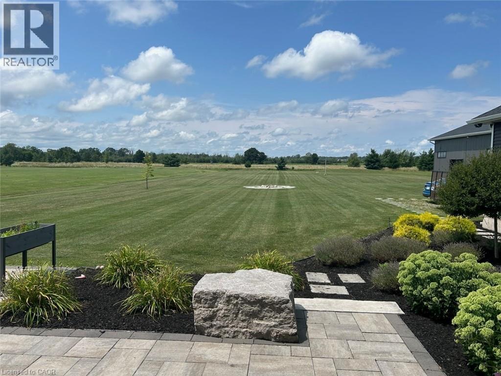 Yard (Summer) - 224 Mountain Road, Grimsby, ON - Outdoor With View