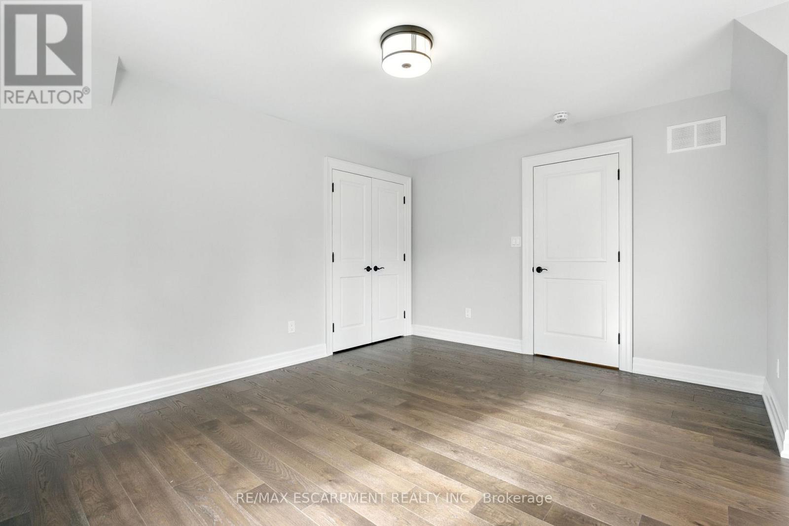 391 Patricia Drive, Burlington, ON - Indoor Photo Showing Other Room