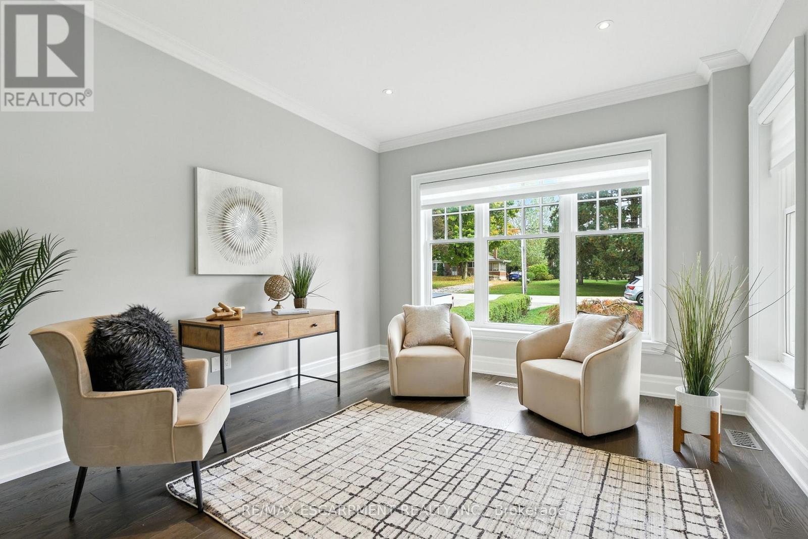 391 Patricia Drive, Burlington, ON - Indoor