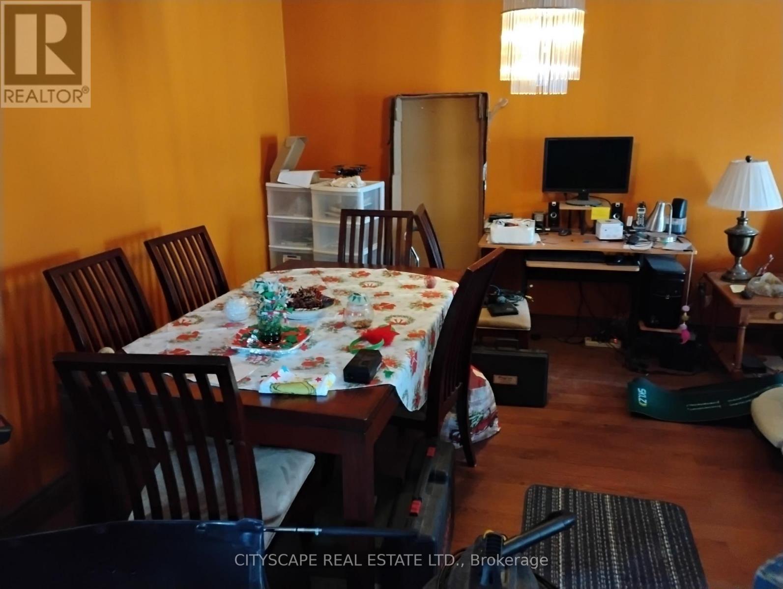 3115 Cambourne Crescent, Mississauga, ON - Indoor Photo Showing Dining Room