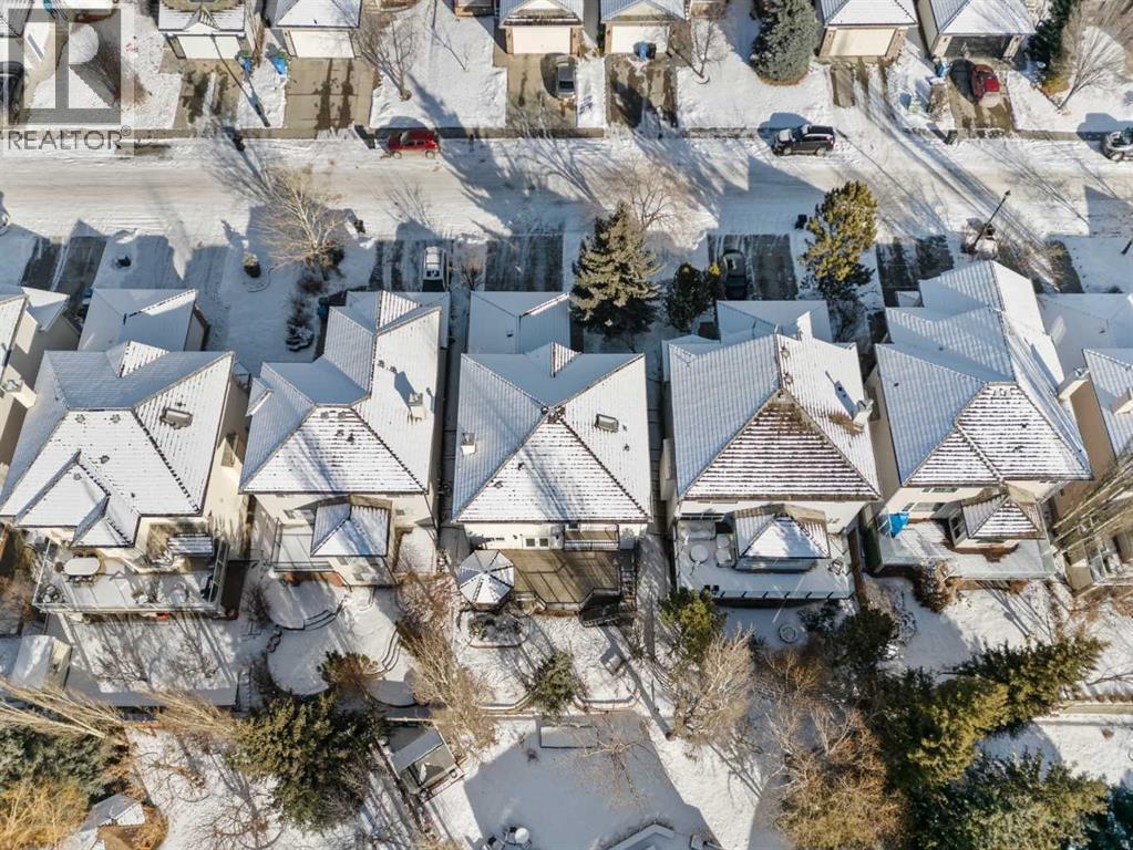 63 Springbank Crescent Sw, Calgary, AB -