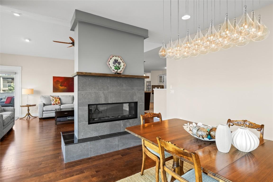 21-83 Peregrine Way, Vernon, BC - Indoor Photo Showing Other Room With Fireplace