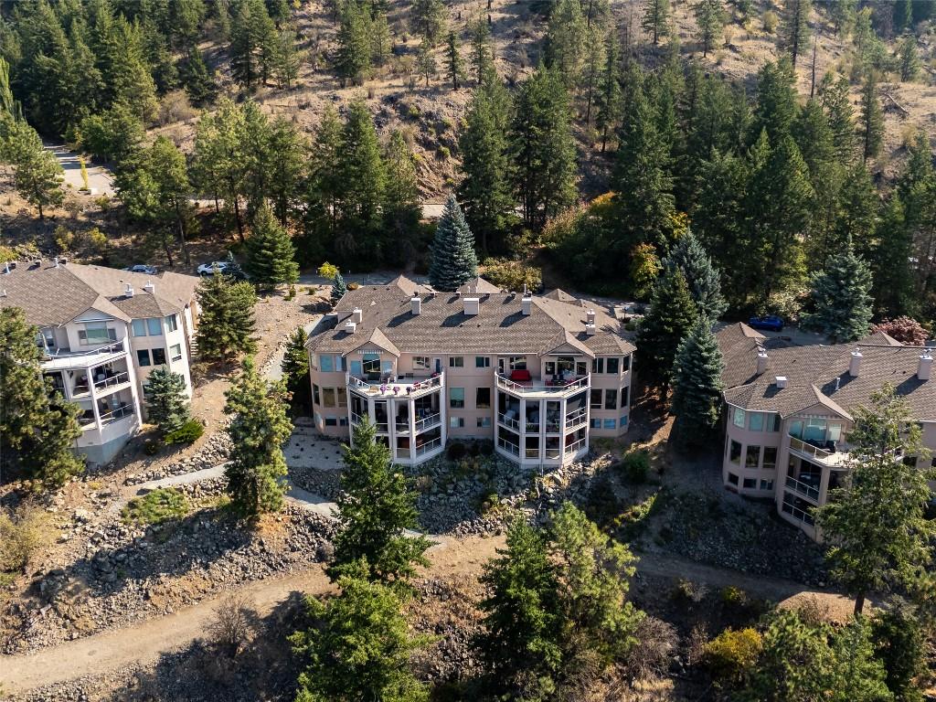 21-83 Peregrine Way, Vernon, BC - Outdoor